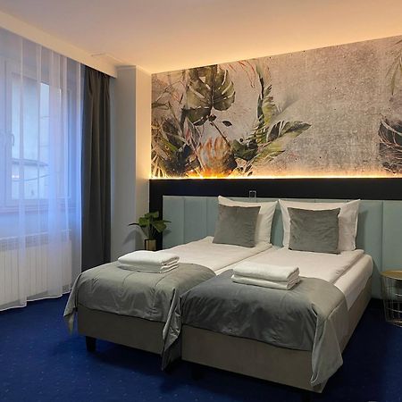 Cube House Aparthotel Краків Екстер'єр фото