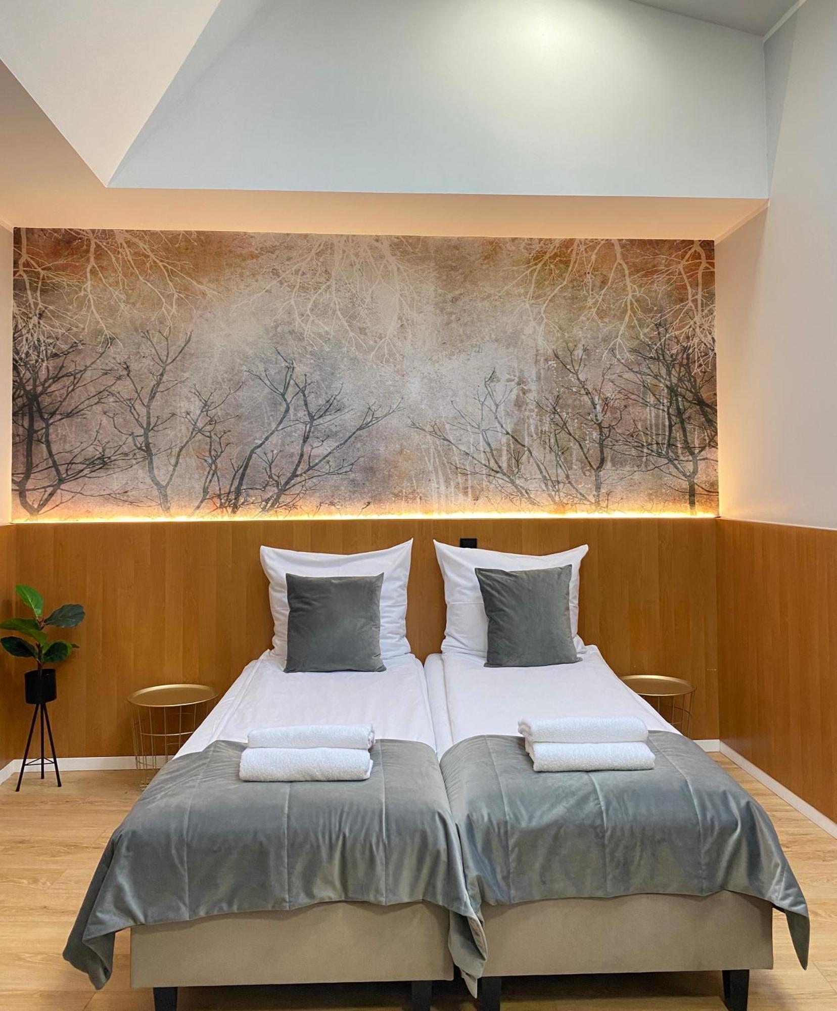 Cube House Aparthotel Краків Екстер'єр фото