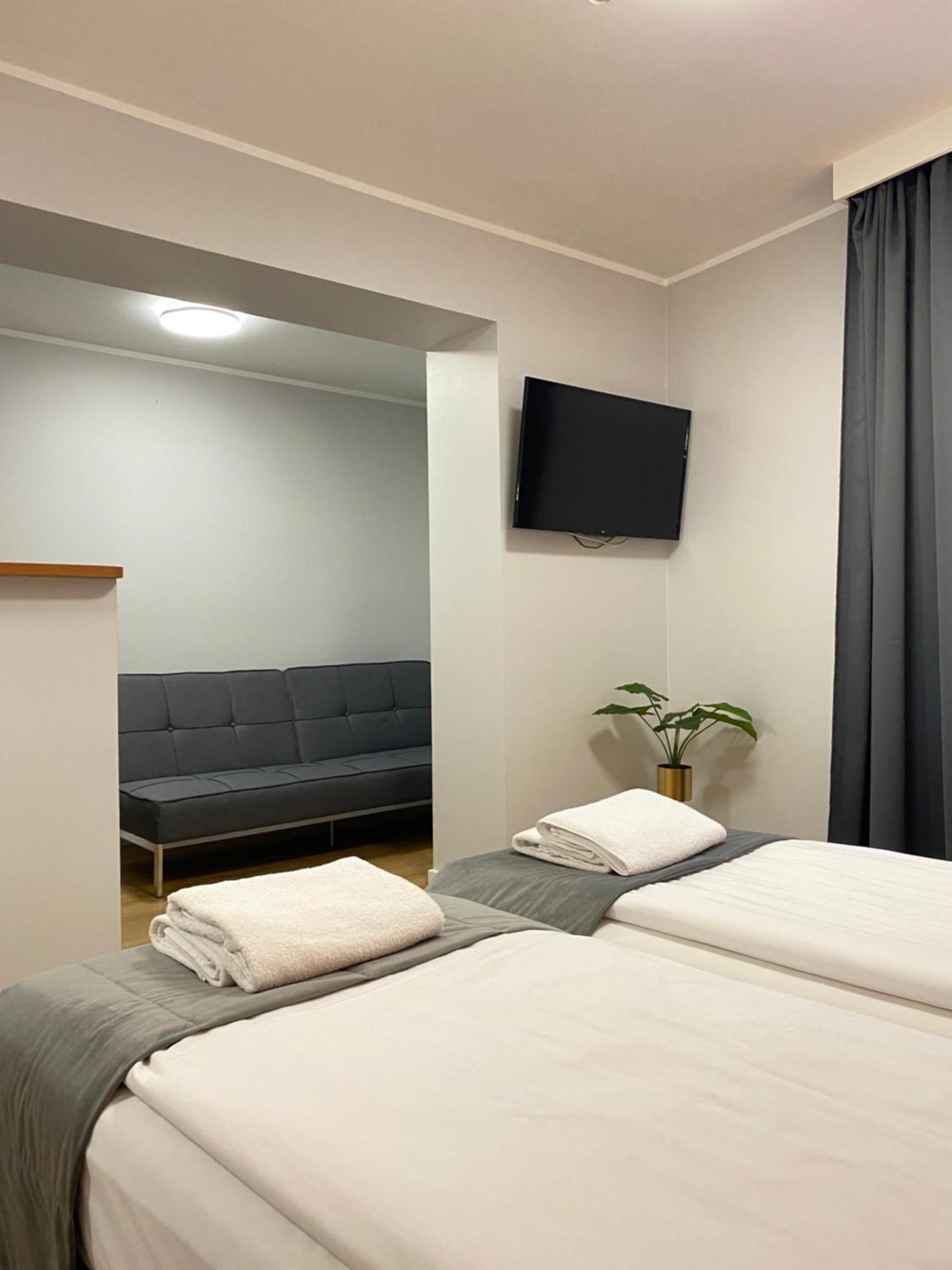 Cube House Aparthotel Краків Екстер'єр фото
